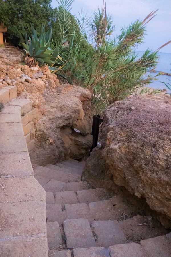 فيلا Finestra Sul Mare مارينيلا دي سيلينونتي المظهر الخارجي الصورة